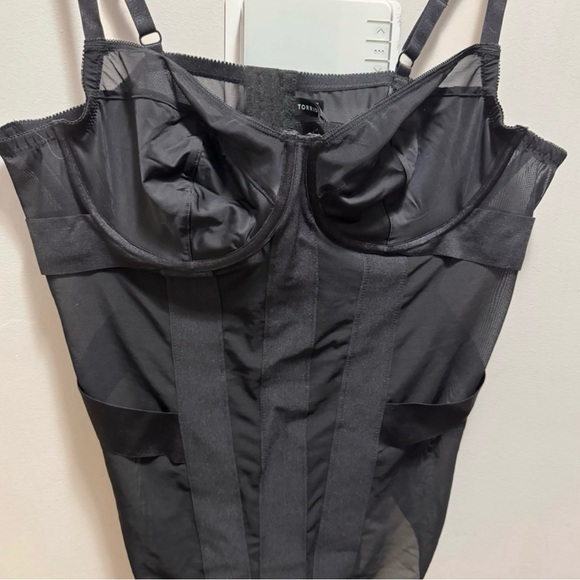 Torrid Black Mesh Strappy Bodysuit Size 3X or 4X - Picture 3 of 7